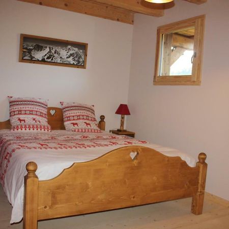 Bed and Breakfast La Case à Abondance Extérieur photo